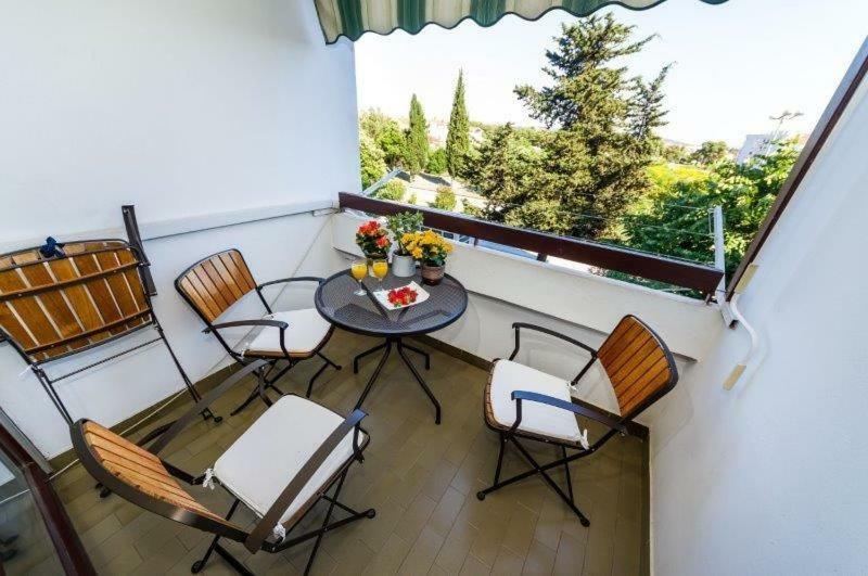זאדאר Apartman Mira מראה חיצוני תמונה